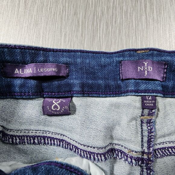 NYDJ Jeans Alina Legging Denim Jeans Womens Size 12 Blue Mid Rise Straight Leg - Picture 4 of 10